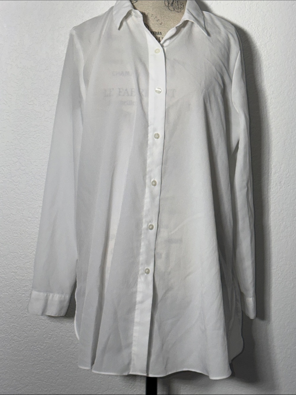 BOLD elements White Men's Long-Sleeve Dress Shirt